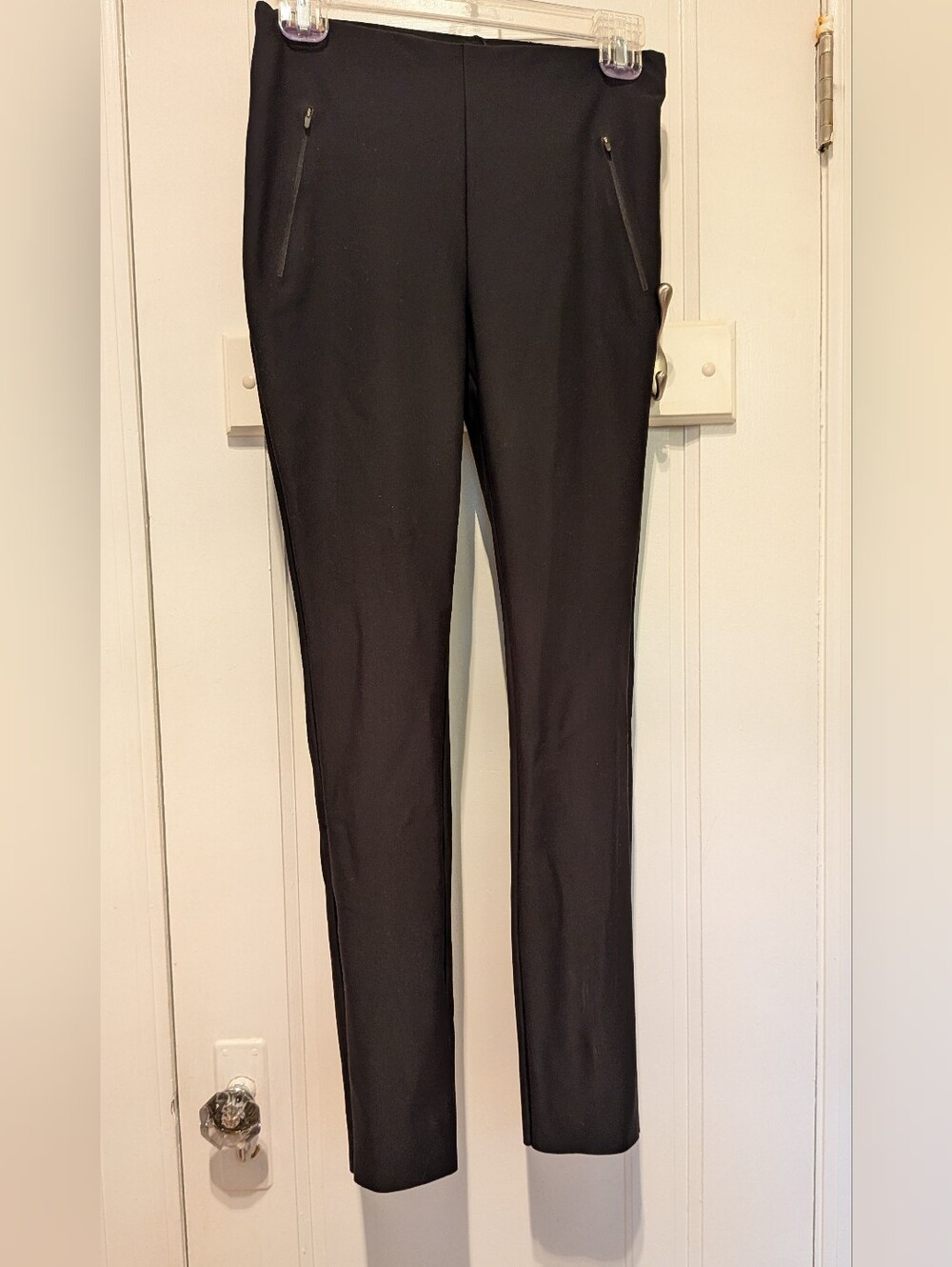 Women’s Black Skinny Pants with Zipper Pockets